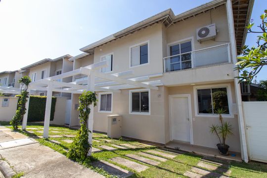 Fachada de casa de condomínio à venda com 4 quartos, 206m² em Parque Taquaral, Campinas