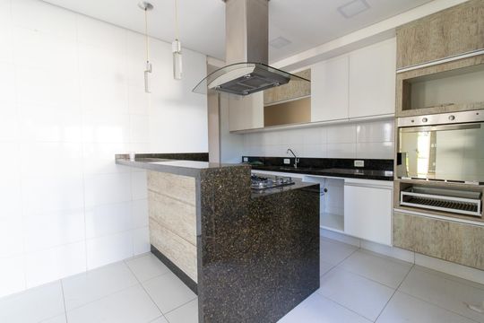 Cozinha de casa de condomínio à venda com 4 quartos, 206m² em Parque Taquaral, Campinas