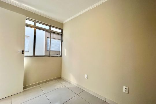 Edícula  de casa à venda com 2 quartos, 106m² em Planalto Paulista, São Paulo