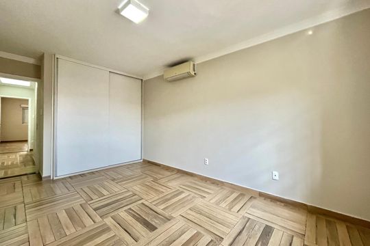 Quarto 2 de casa à venda com 2 quartos, 106m² em Planalto Paulista, São Paulo