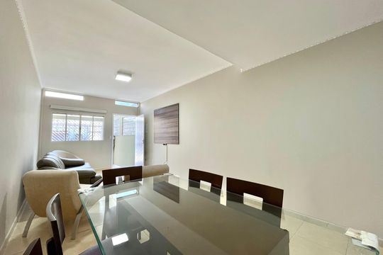 Sala de casa à venda com 2 quartos, 106m² em Planalto Paulista, São Paulo