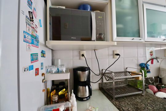 Cozinha de apartamento para alugar com 3 quartos, 76m² em Stiep, Salvador