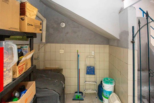 Área de Serviço Casa 1 de casa à venda com 4 quartos, 250m² em Centro, Diadema