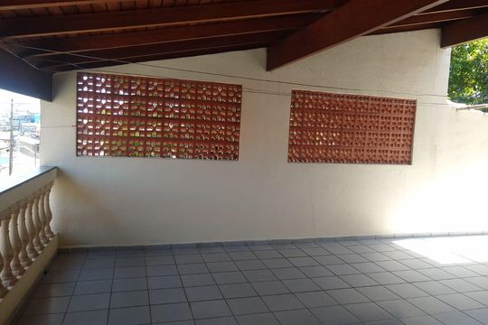 Casa à venda com 3 quartos, 263m² em Jardim Dabril, Osasco