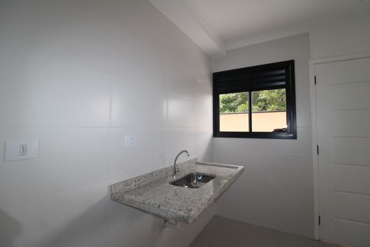 Sala / Cozinha de apartamento à venda com 2 quartos, 40m² em Vila Constança, São Paulo