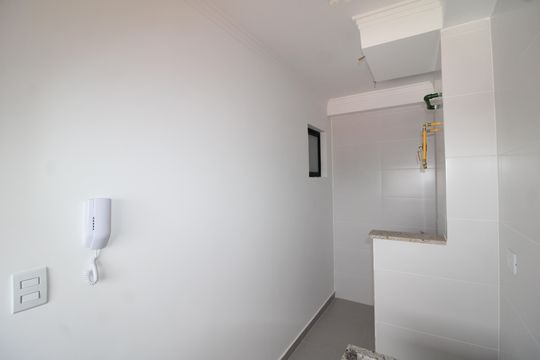 Sala / Cozinha de apartamento à venda com 2 quartos, 37m² em Vila Constança, São Paulo