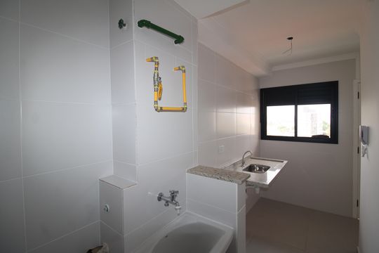 Sala / Cozinha de apartamento à venda com 2 quartos, 37m² em Vila Constança, São Paulo
