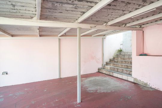 Garagem de casa à venda com 2 quartos, 198m² em Santa Paula, São Caetano do Sul