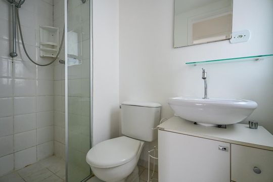 Banheiro de apartamento à venda com 2 quartos, 51m² em Chacara Nossa Senhora do Bom Conselho, São Paulo