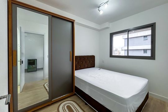 Quarto de apartamento à venda com 1 quarto, 23m² em Pinheiros, São Paulo
