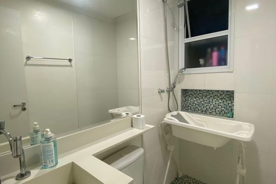 Banheiro de apartamento à venda com 3 quartos, 60m² em Planalto, São Bernardo do Campo