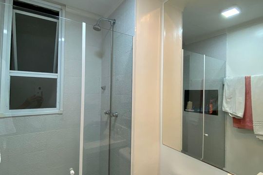 Banheiro de apartamento à venda com 3 quartos, 60m² em Planalto, São Bernardo do Campo