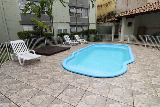 Área comum - Piscina de apartamento para alugar com 2 quartos, 55m² em Jardim Satélite, São José dos Campos
