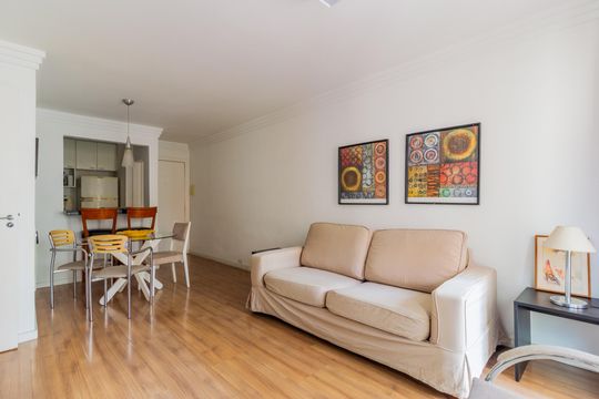 Sala de apartamento à venda com 2 quartos, 60m² em Jardins, São Paulo