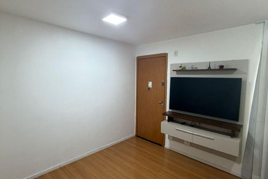 Sala de apartamento para alugar com 2 quartos, 45m² em Água Chata, Guarulhos