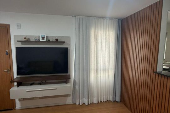 Sala de apartamento para alugar com 2 quartos, 45m² em Água Chata, Guarulhos