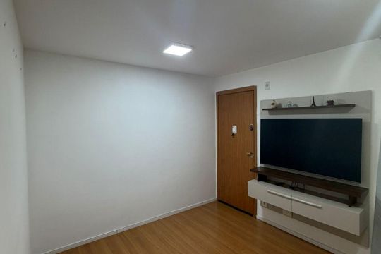 Apartamento para alugar com 2 quartos, 45m² em Água Chata, Guarulhos