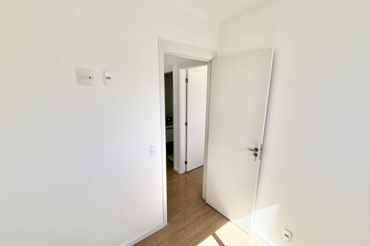 Quarto 2 de apartamento para alugar com 2 quartos, 38m² em Parada Inglesa, São Paulo