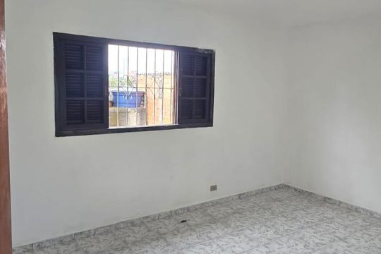 Quarto de casa para alugar com 3 quartos, 140m² em Vila Campanela, São Paulo