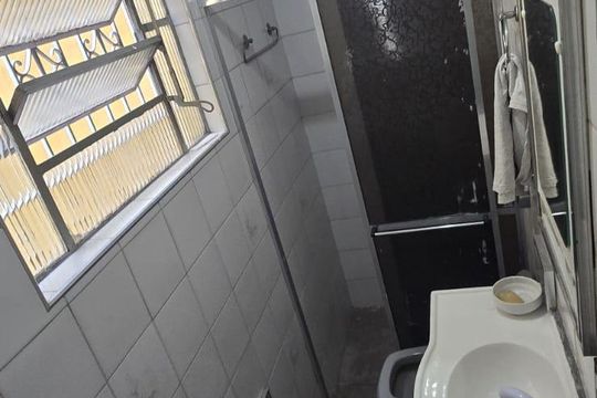 Área externa de casa para alugar com 3 quartos, 140m² em Vila Campanela, São Paulo