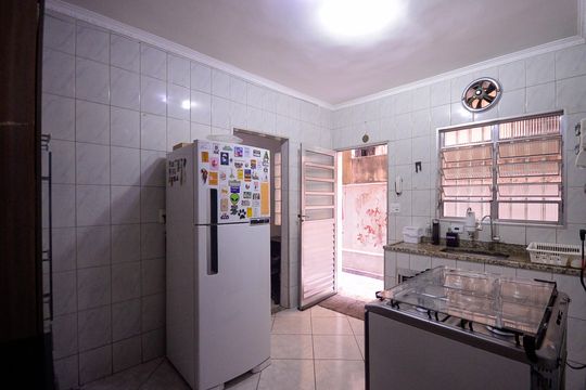 Casa 1 - Cozinha de casa à venda com 3 quartos, 180m² em Sacoma, São Paulo