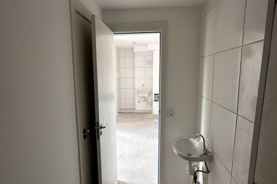 Banheiro de apartamento à venda com 2 quartos, 35m² em Vila Pirituba, São Paulo