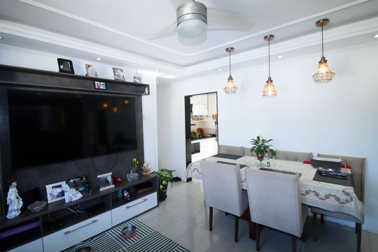 Sala de apartamento à venda com 3 quartos, 60m² em Penha, Rio de Janeiro