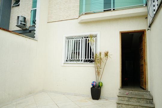 Garagem de casa à venda com 3 quartos, 150m² em Vila Matilde, São Paulo