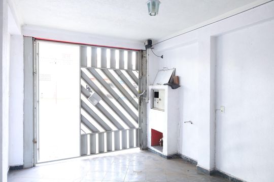 Garagem de casa à venda com 3 quartos, 250m² em Itaquera, São Paulo