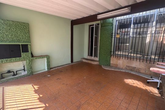 Casa à venda com 3 quartos, 120m² em Santo Amaro, São Paulo