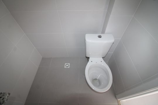 Banheiro de apartamento à venda com 2 quartos, 37m² em Vila Constança, São Paulo