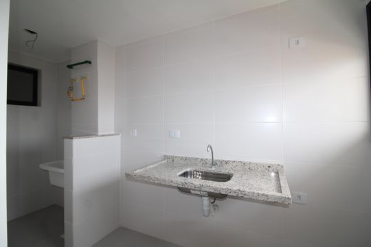 Sala / Cozinha de apartamento à venda com 2 quartos, 40m² em Vila Constança, São Paulo