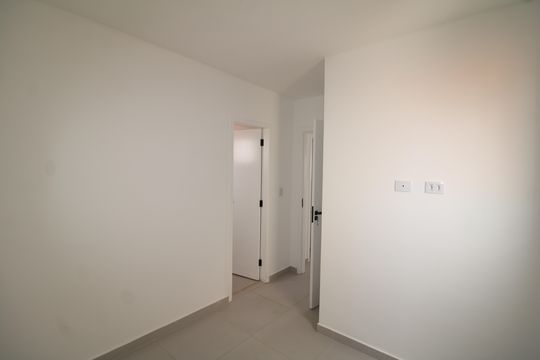 Quarto 2 de apartamento à venda com 2 quartos, 40m² em Vila Constança, São Paulo