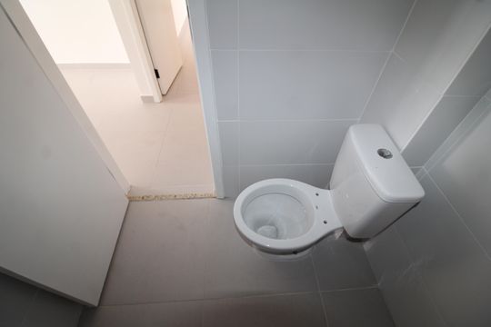 Banheiro 2 de apartamento à venda com 2 quartos, 40m² em Vila Constança, São Paulo