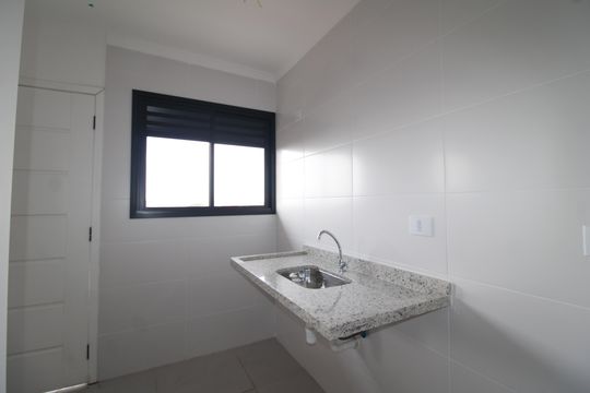 Sala / Cozinha de apartamento à venda com 2 quartos, 40m² em Vila Constança, São Paulo