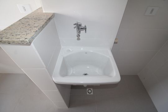 Sala / Cozinha de apartamento à venda com 2 quartos, 40m² em Vila Constança, São Paulo