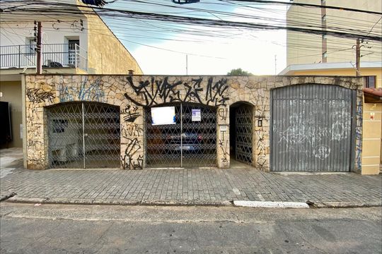 Fachada de casa para alugar com 4 quartos, 300m² em Vila Isolina Mazzei, São Paulo