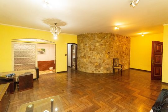 Casa para alugar com 4 quartos, 300m² em Vila Isolina Mazzei, São Paulo