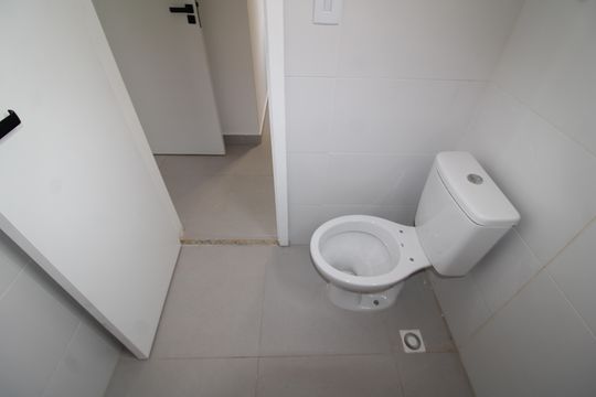 Banheiro 1 de apartamento à venda com 2 quartos, 40m² em Vila Constança, São Paulo