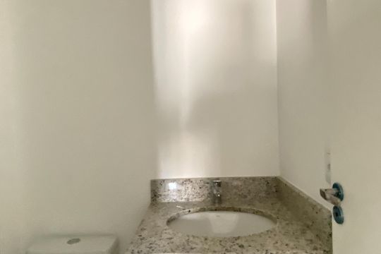 Banheiro da Suíte de apartamento à venda com 1 quarto, 47m² em Chácara Tatuapé, São Paulo