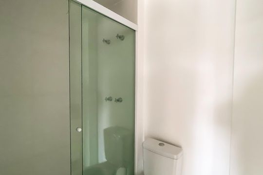 Banheiro de apartamento para alugar com 1 quarto, 46m² em Chácara Tatuapé, São Paulo