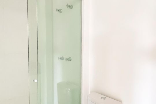 Banheiro de apartamento para alugar com 1 quarto, 46m² em Chácara Tatuapé, São Paulo