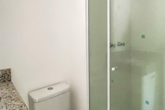 Banheiro da Suíte de apartamento à venda com 1 quarto, 34m² em Chácara Tatuapé, São Paulo