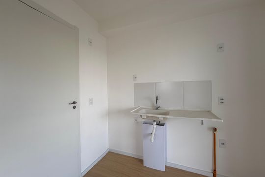 Cozinha de apartamento à venda com 2 quartos, 35m² em Santo Amaro, São Paulo