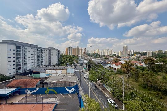 Vista de apartamento à venda com 2 quartos, 35m² em Santo Amaro, São Paulo