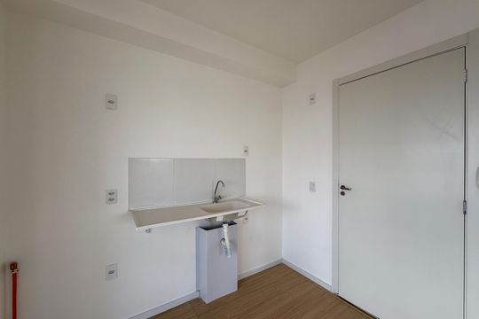 Cozinha de apartamento à venda com 2 quartos, 35m² em Santo Amaro, São Paulo