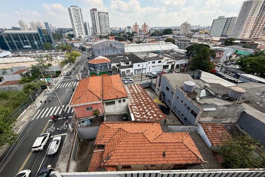 Vista  de apartamento à venda com 2 quartos, 35m² em Santo Amaro, São Paulo