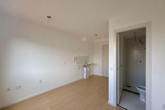 Quarto de kitnet/studio à venda com 1 quarto, 16m² em Santo Amaro, São Paulo