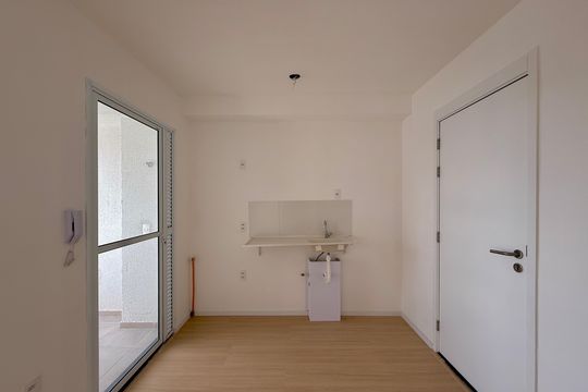 Sala  de apartamento à venda com 2 quartos, 28m² em Santo Amaro, São Paulo