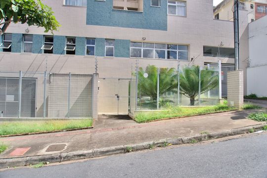 Apartamento para alugar com 3 quartos, 150m² em Jardim America, Belo Horizonte